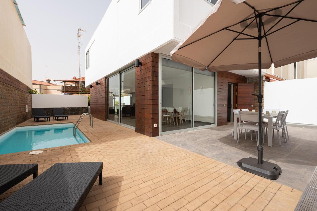 Willa Modern 2Br House - Private Pool - Parking San Bartolomé Zewnętrze zdjęcie