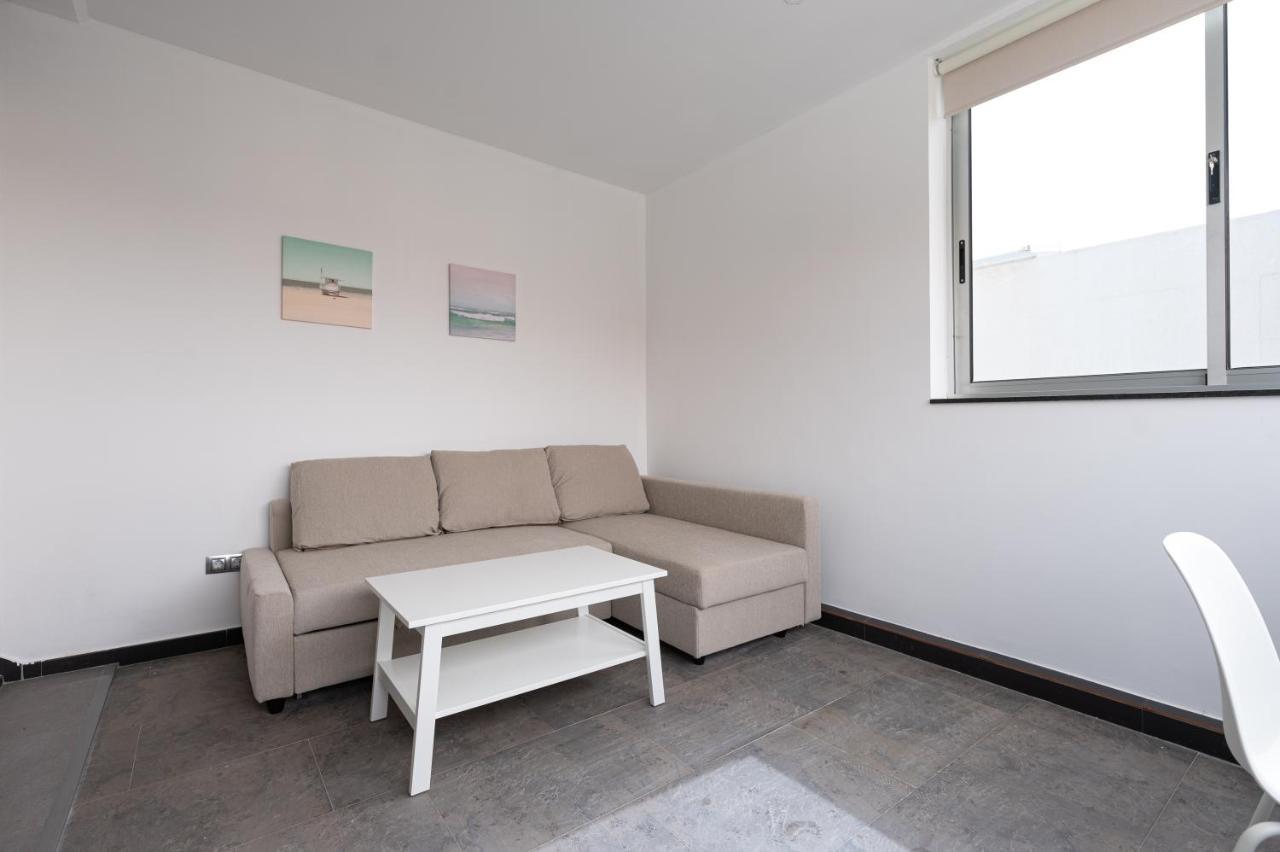 Willa Modern 2Br House - Private Pool - Parking San Bartolomé Zewnętrze zdjęcie